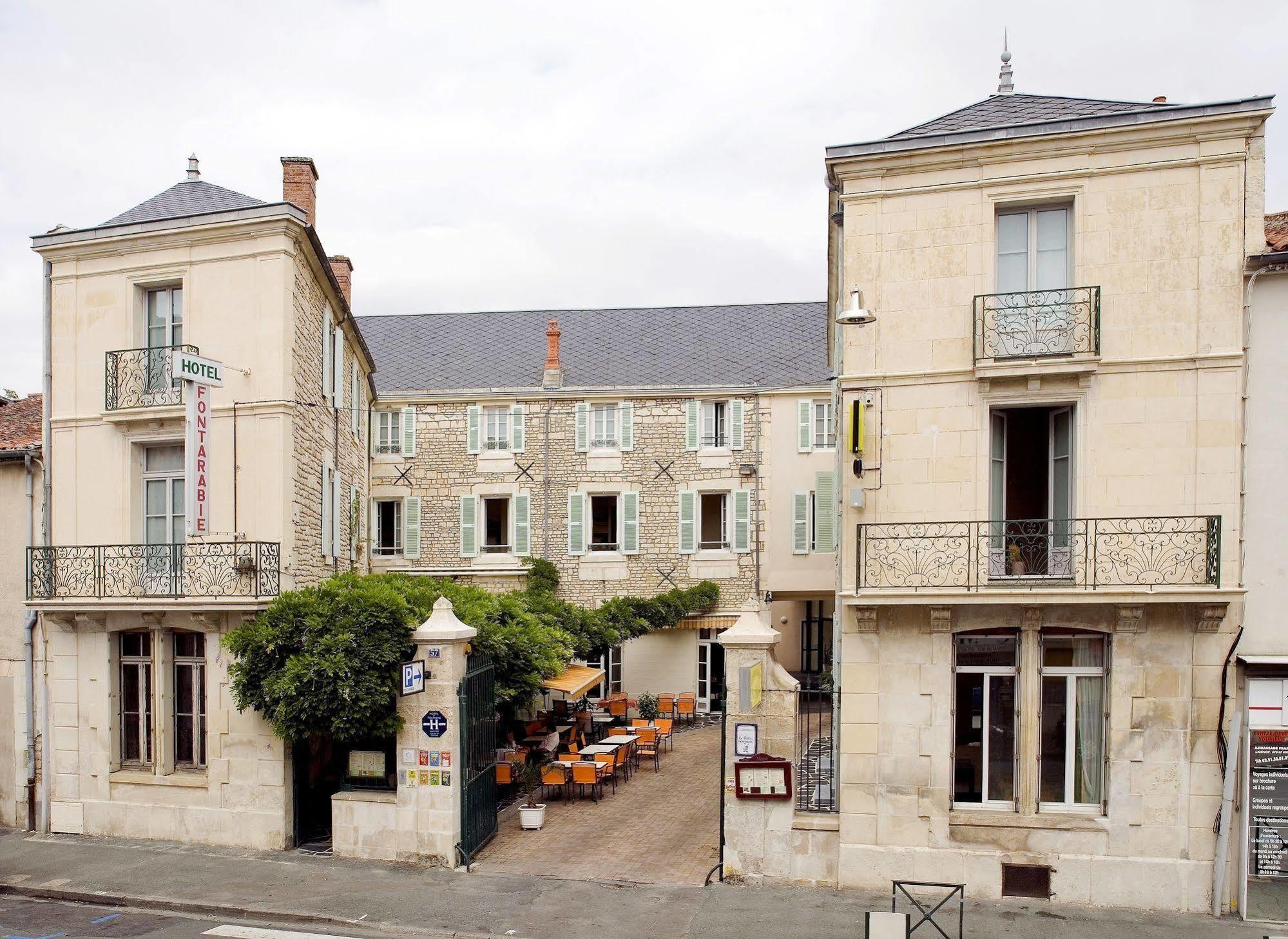Logis Hotel-Restaurant Le Fontarabie Fontenay-le-Comte Εξωτερικό φωτογραφία