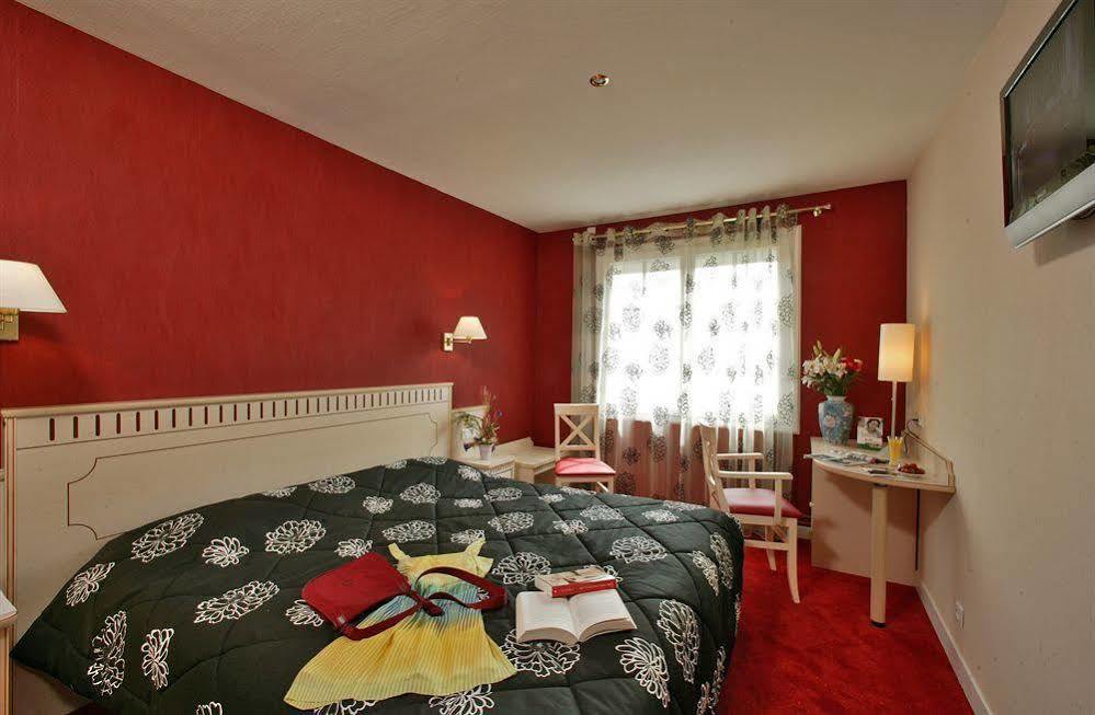 Logis Hotel-Restaurant Le Fontarabie Fontenay-le-Comte Εξωτερικό φωτογραφία
